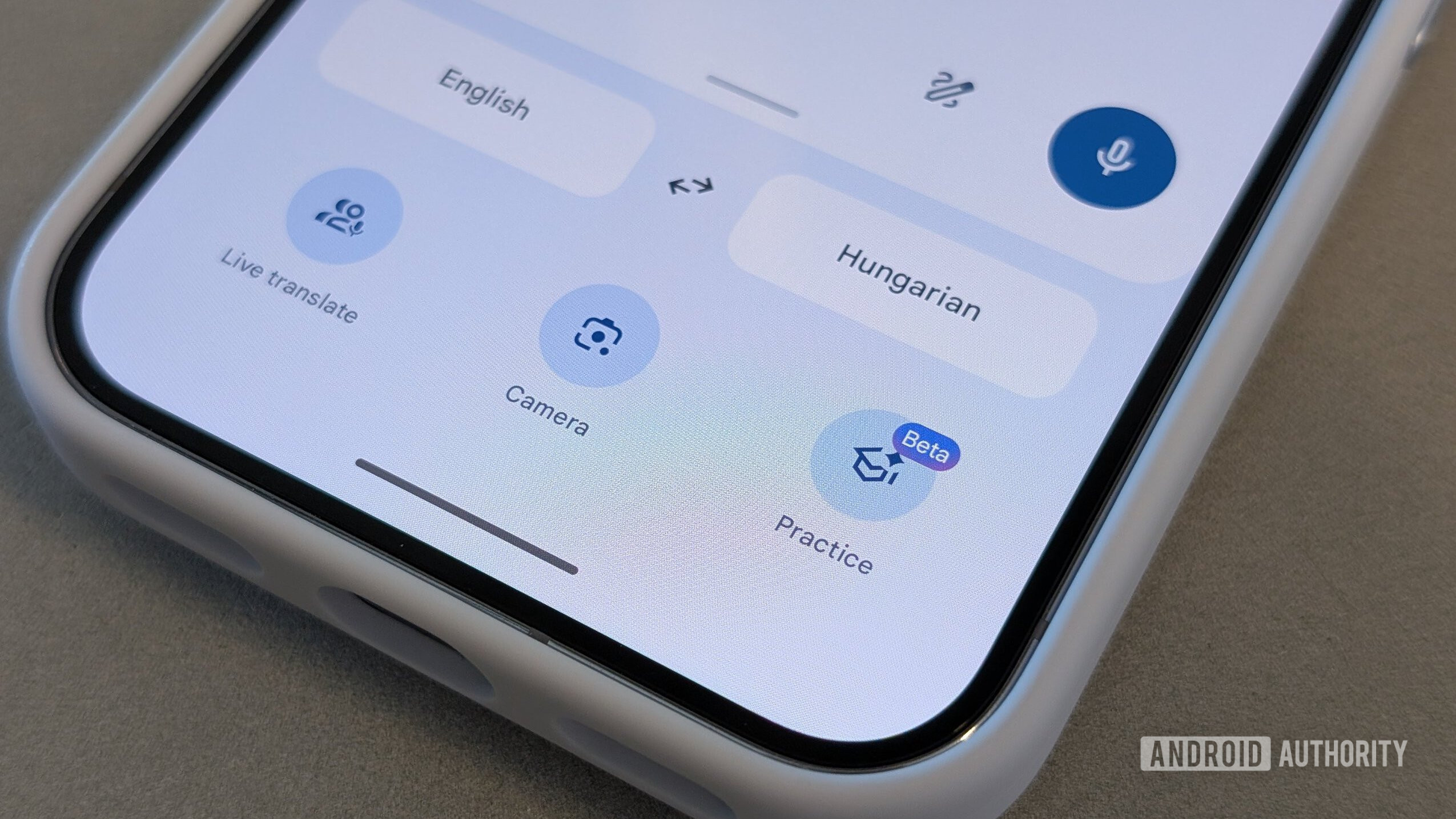 Google Translate could soon auto-save transcripts of your Live conversations, but not on Android XR