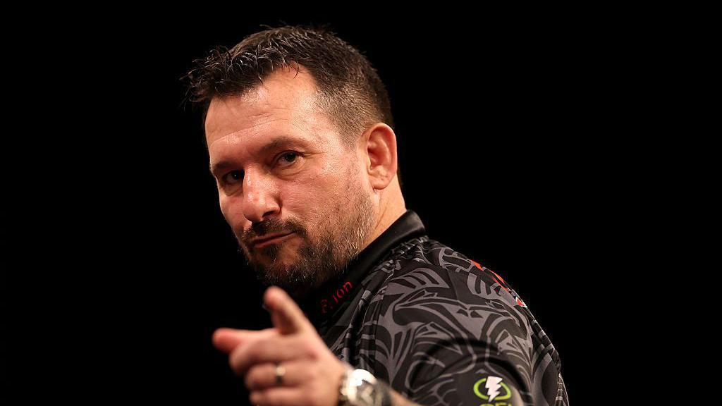 Ruthless Clayton wins New Zealand title