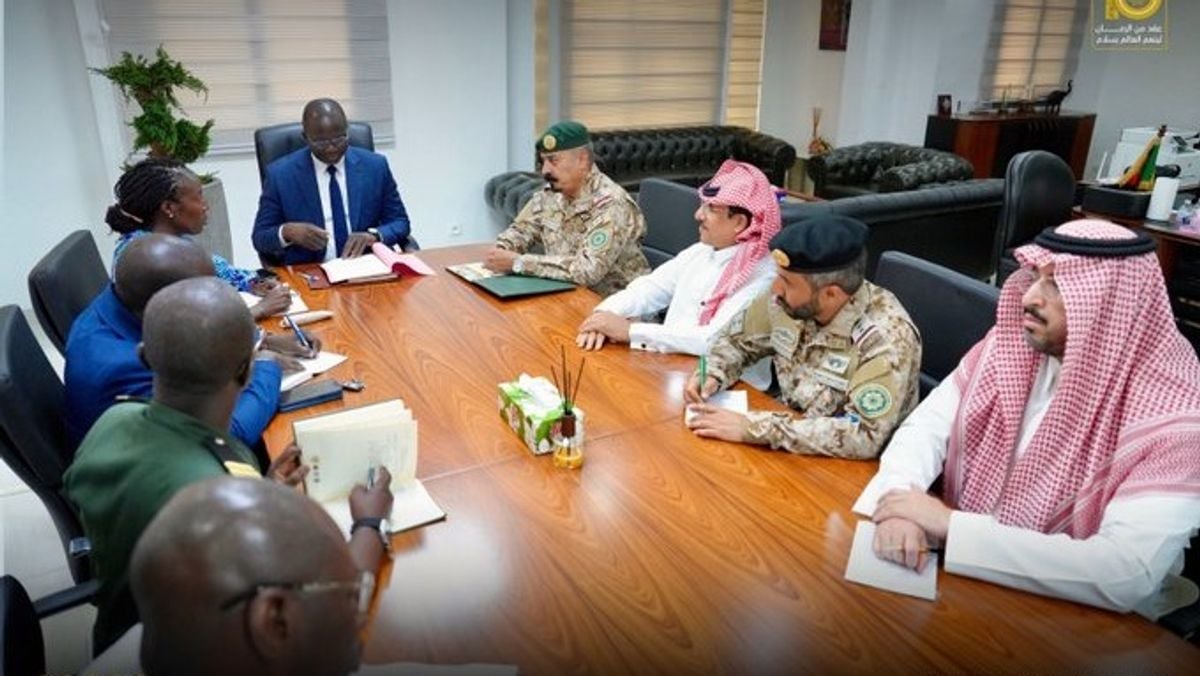 Islamic Military Alliance chief meets Senegalese officials to boost anti-terrorism cooperation