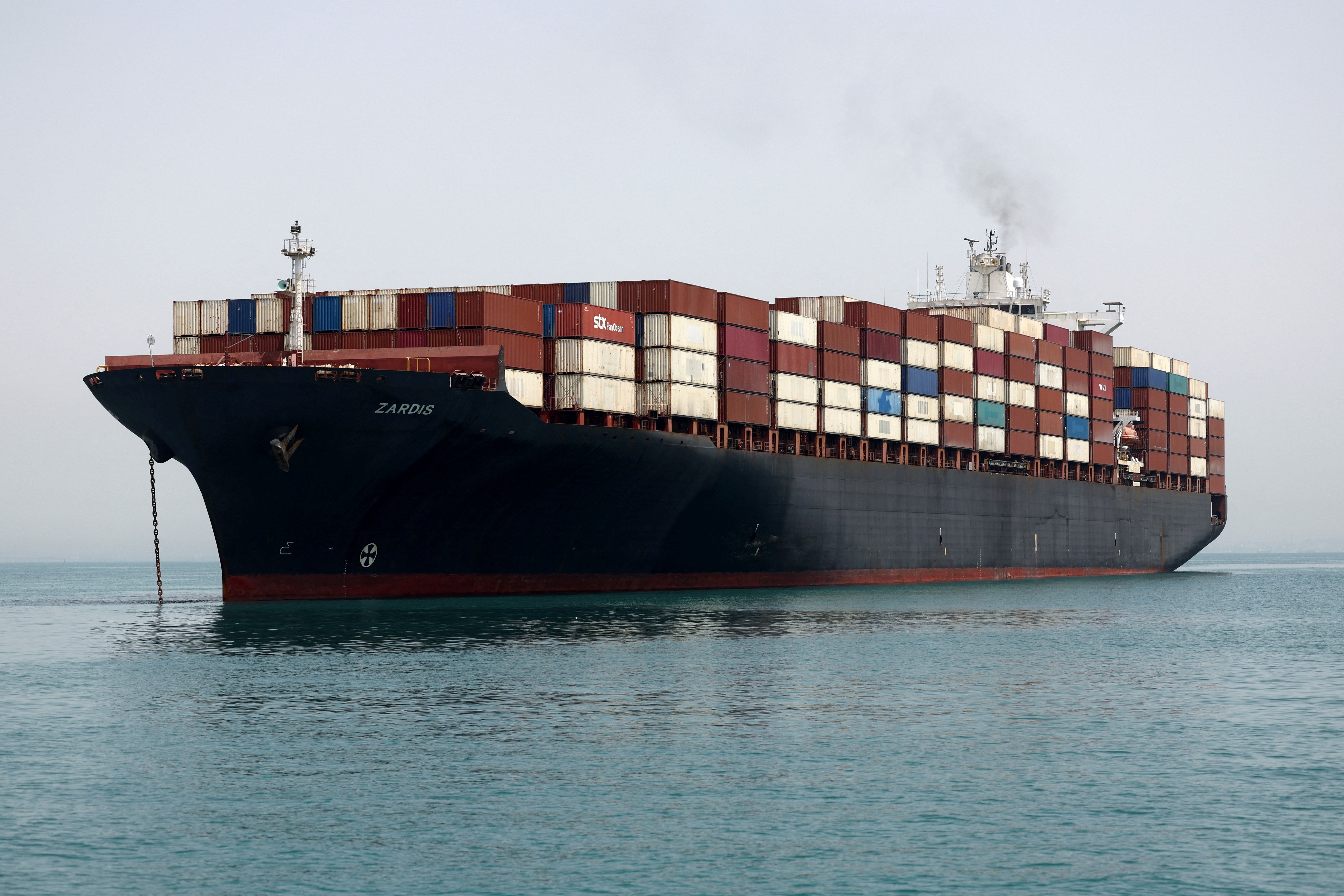 Shipping threats rise despite war lull, analysts warn