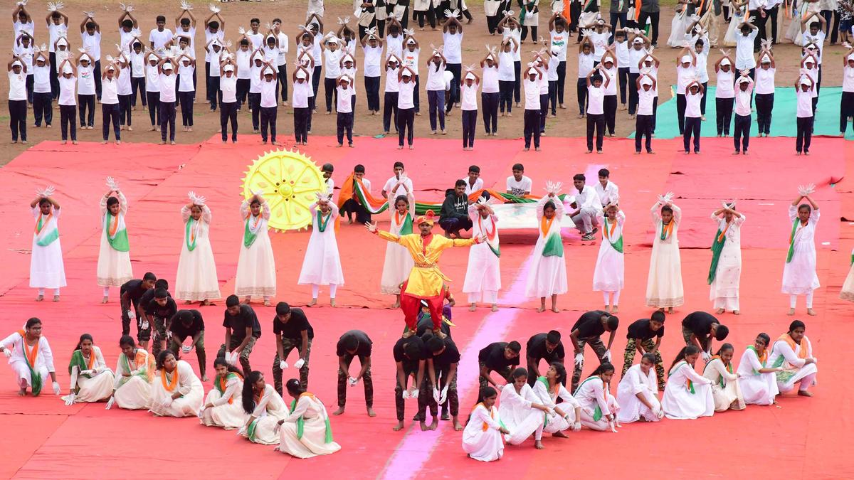 Twin cities celebrate Independence Day with fervour