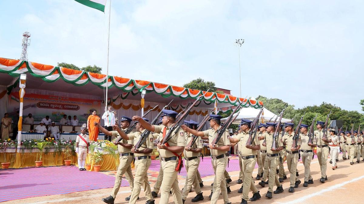 Vijayanagara celebrates Independence Day with focus on Constitutional values, development