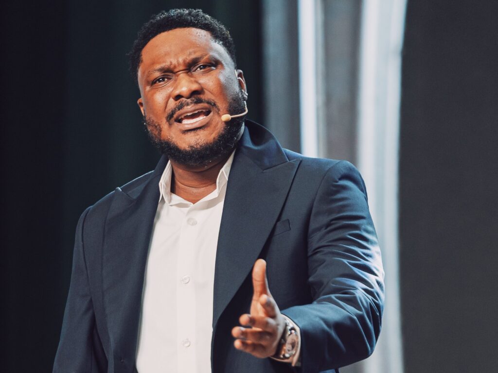 Jeffrey Nortey wins Screen Icon of the Year again at Ghana Entertainment Awards USA
