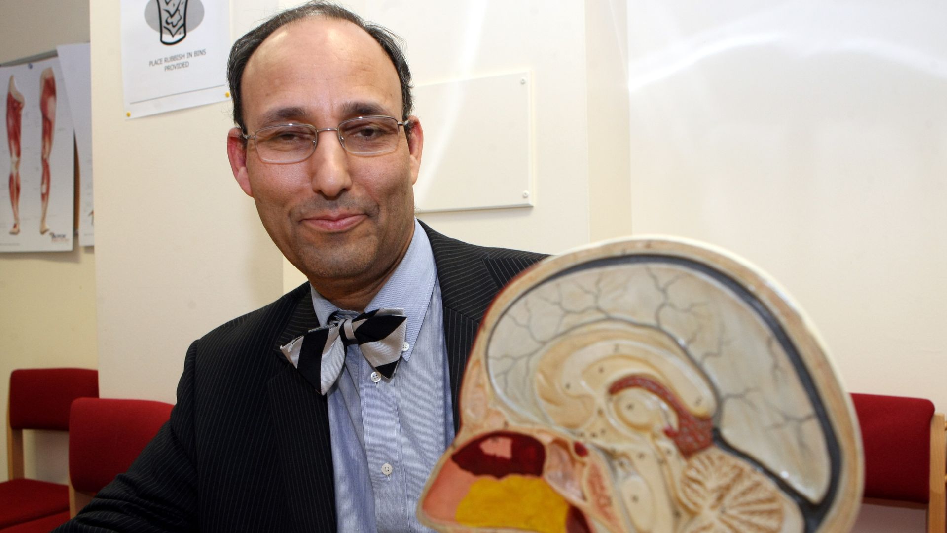 Disgraced brain surgeon 'should have' been stopped years ago, inquiry told