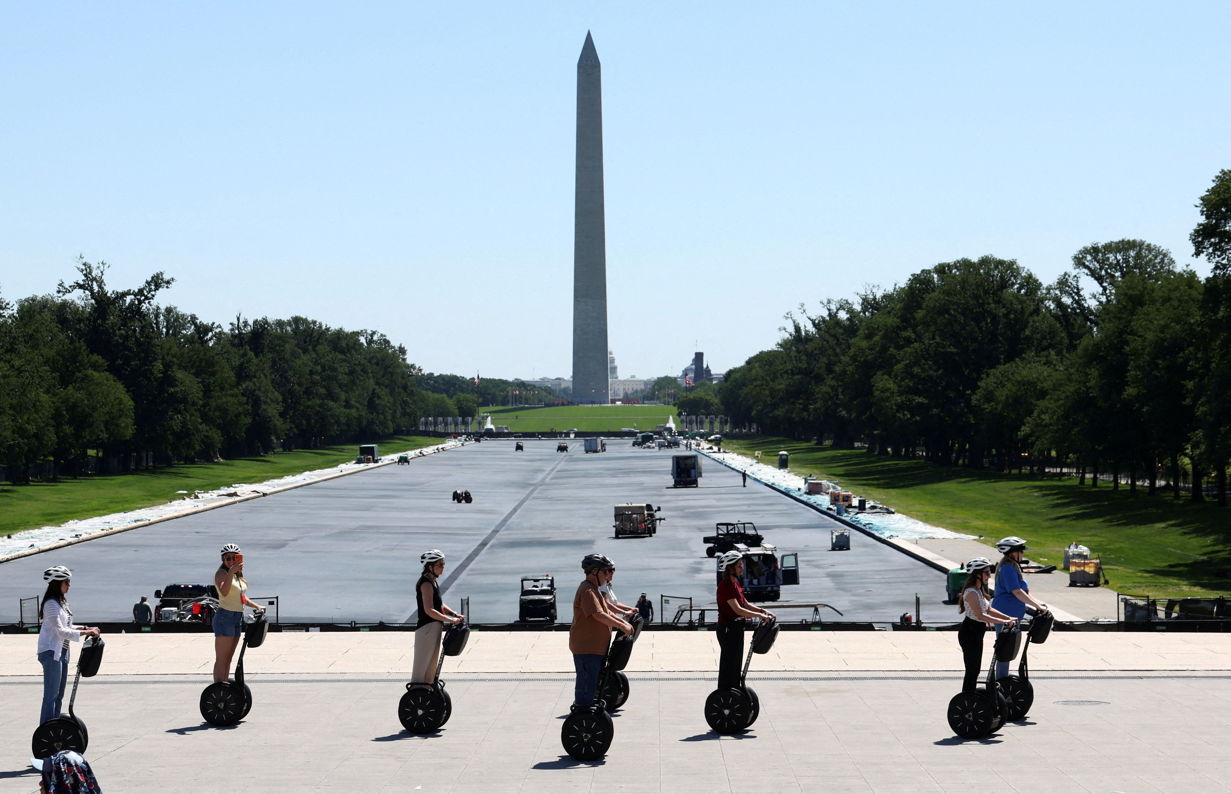 Decline in tourism hits US economy