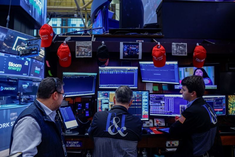 Equities end slightly lower as bond yields hold near multi-decade highs