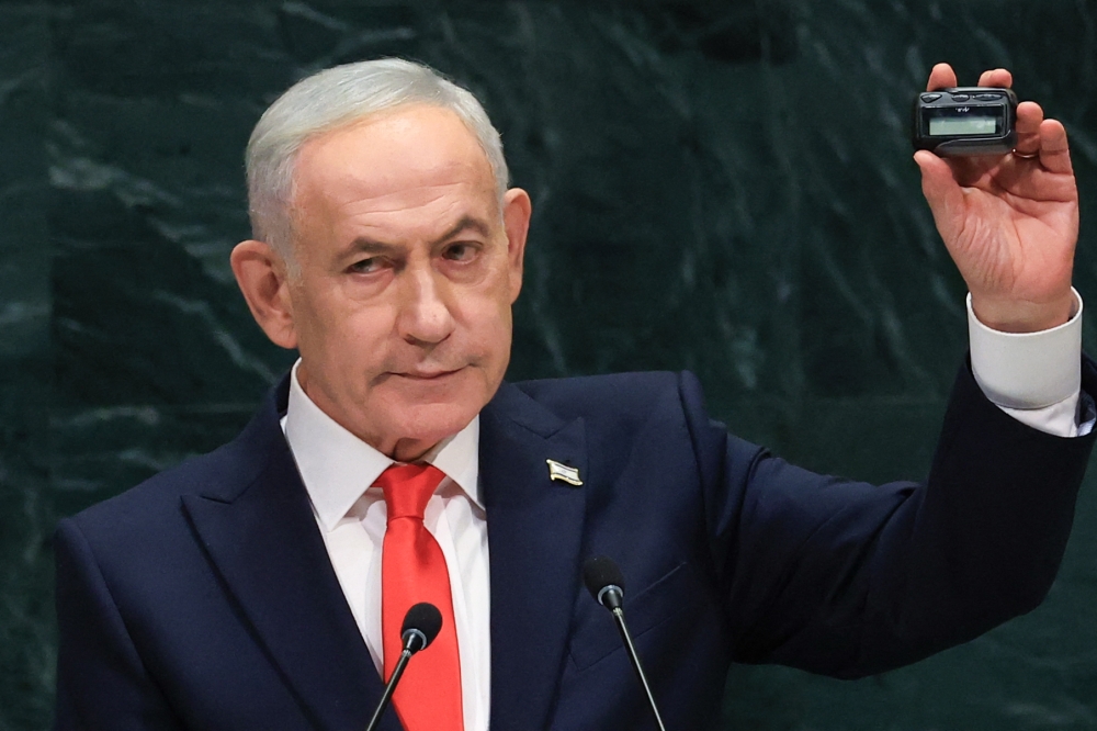 Netanyahu accused of ‘fear-mongering’ over warning of attack before vote by rival