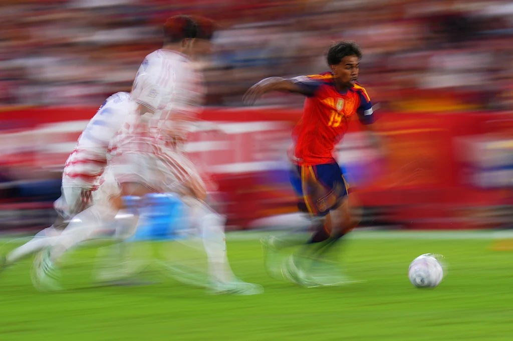 Yamal inspires Spain to Croatia romp on World Cup homecoming