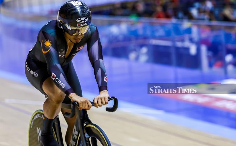 Azizulhasni nears national record in qualifying, draws Beckham in first round