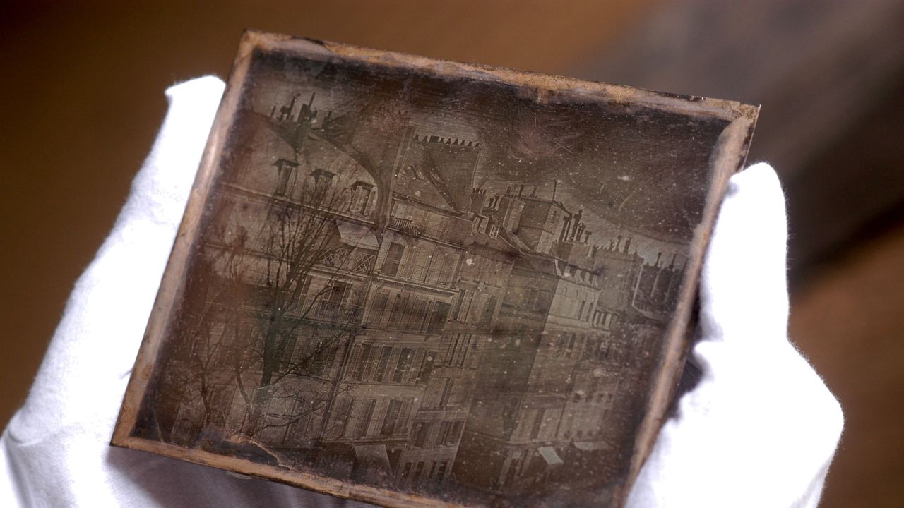 A painter locked himself in a lab for two years trying to create a lasting image using light. Then he accidentally broke a thermometer – and changed photography forever