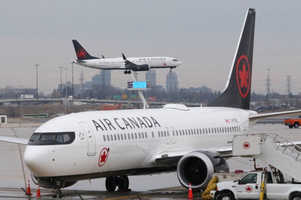 Air Canada expects record September, October revenue