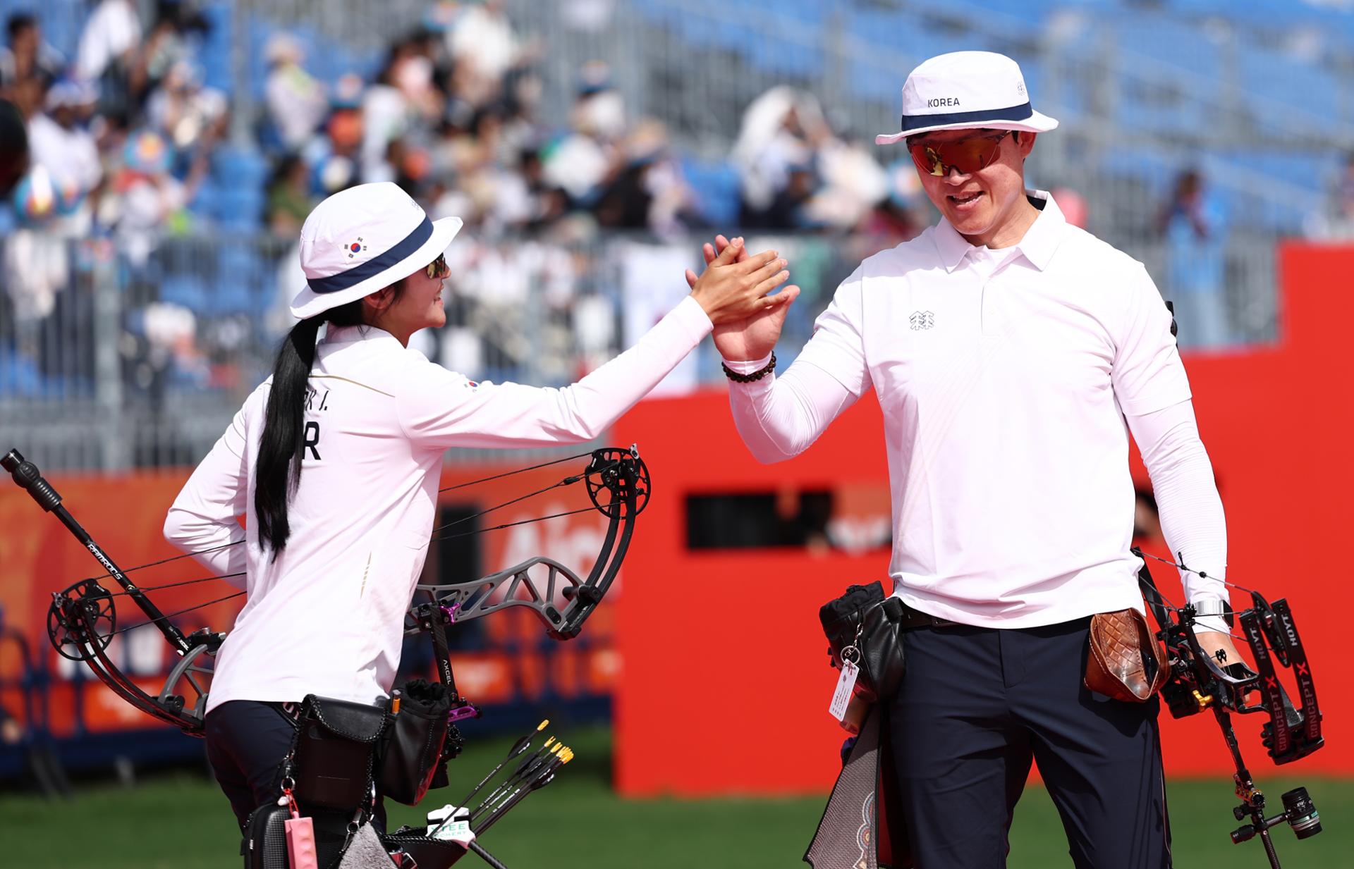 S. Korea grabs silver in mixed team event in compound archery