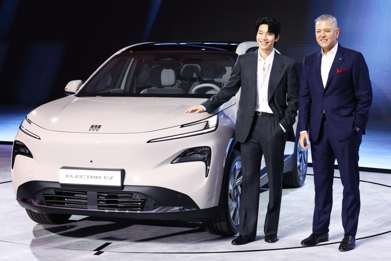 GM debuts Buick brand in Korea as show of commitment