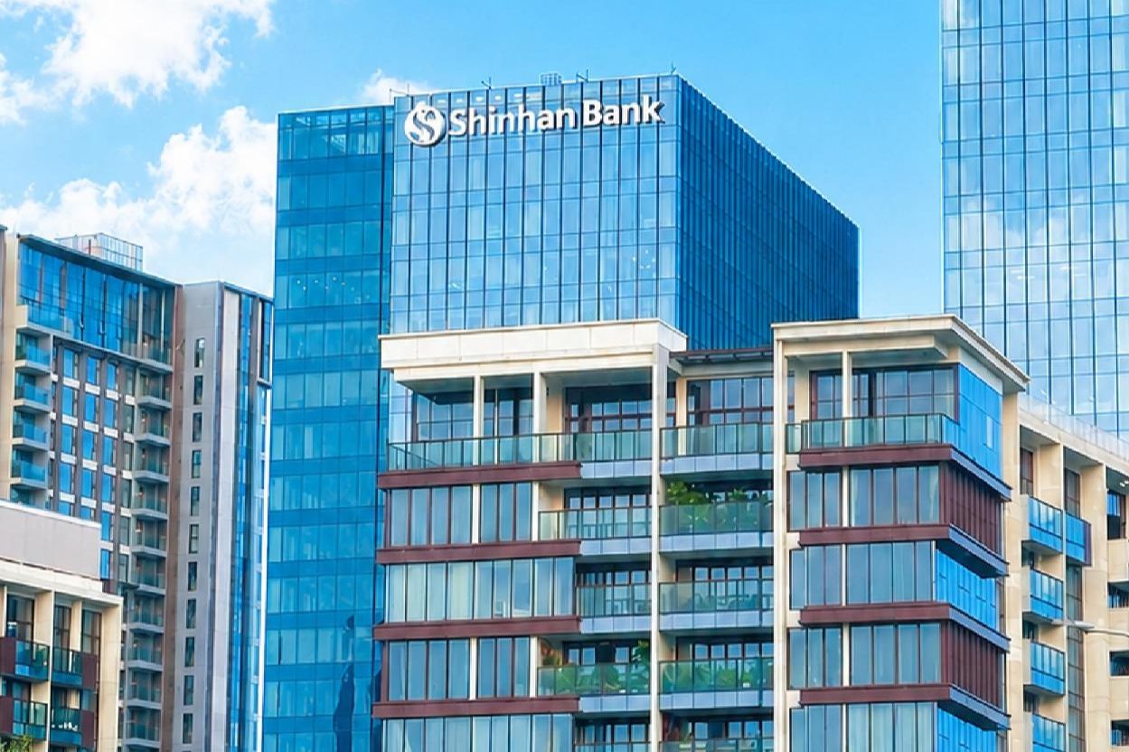 Shinhan Bank's Vietnam unit under scrutiny over internal control issues