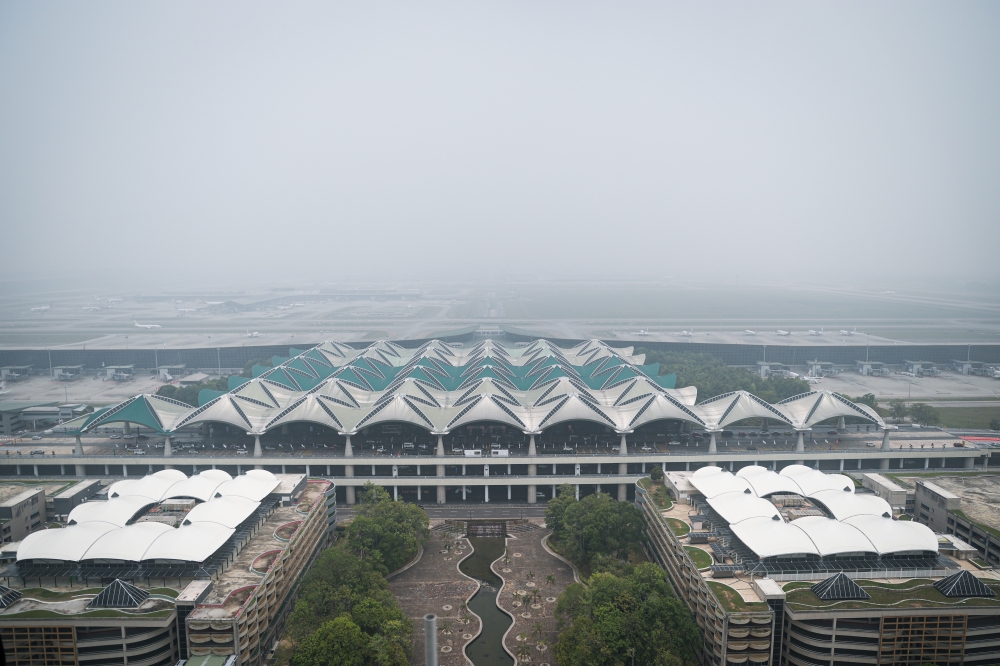 Flying this weekend? Malaysia Airlines urges KLIA passengers to arrive early amid Sepang F1 traffic