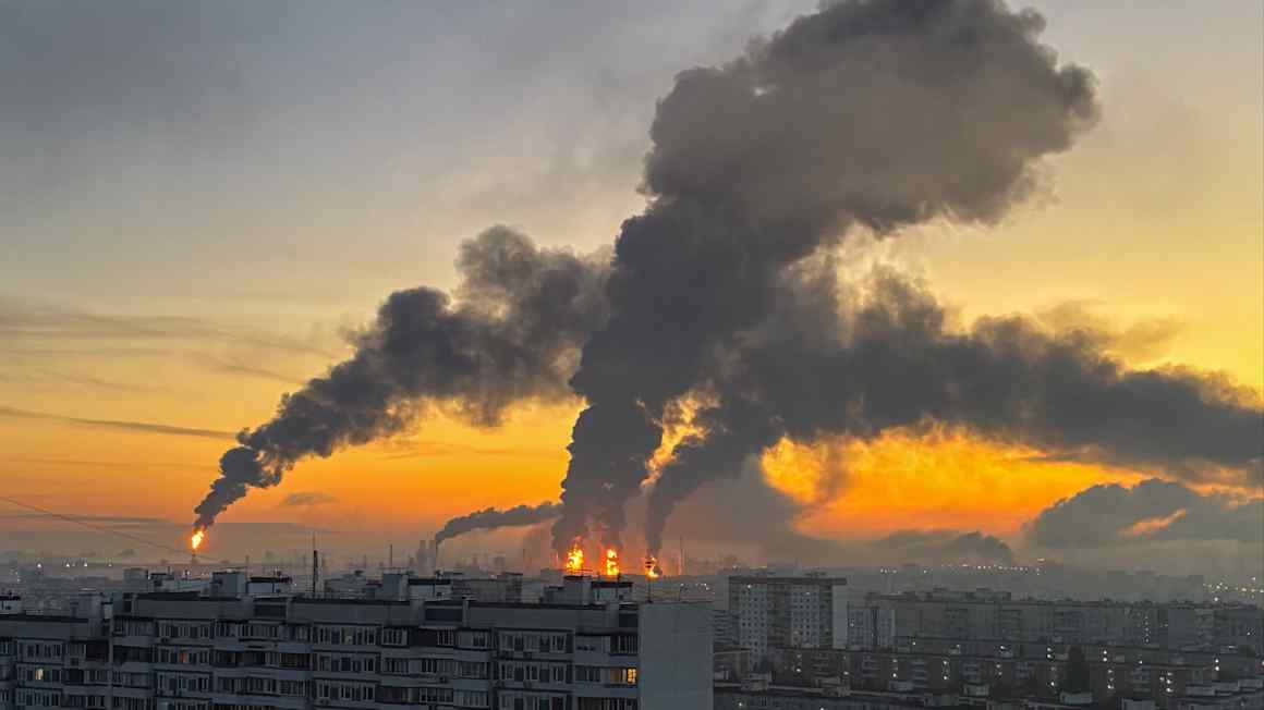 Russia extends diesel export ban