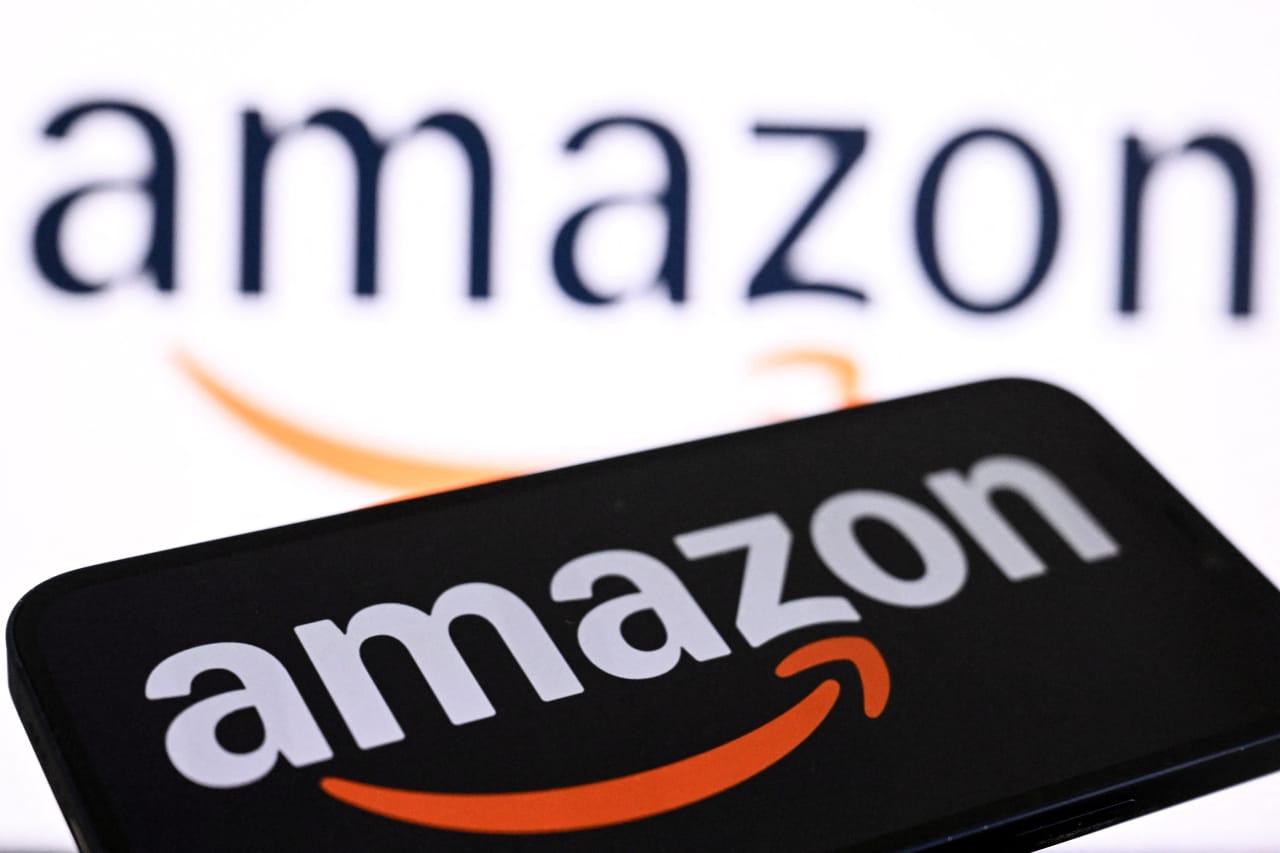 How Amazon’s stock can fight off the AI threat and soar 46%