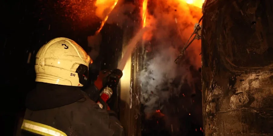 Russian attack on Kryvyi Rih sparks fire, injures three men, two seriously