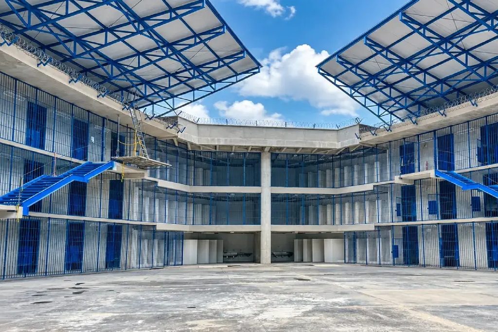 Colombia Moves to Complete Nearly Finished Mega-Prison in Magdalena
