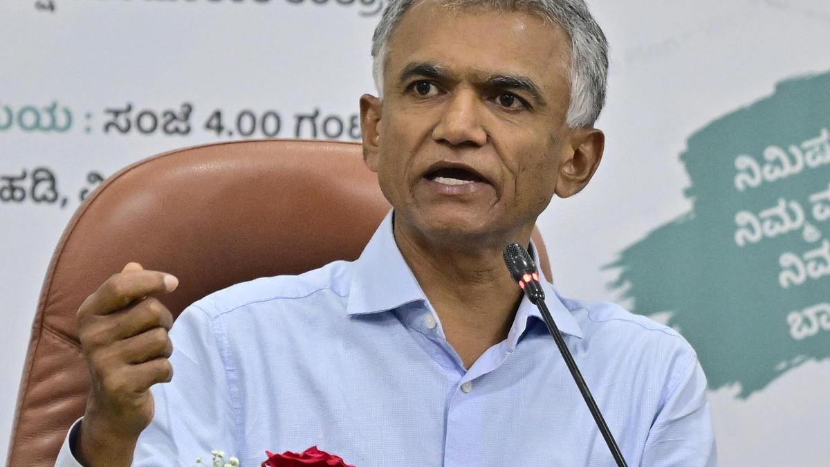 Greater Bengaluru Development Minister Krishna Byre Gowda orders KRDCL to fix SH-35 within three months, provide immediate relief to commuters