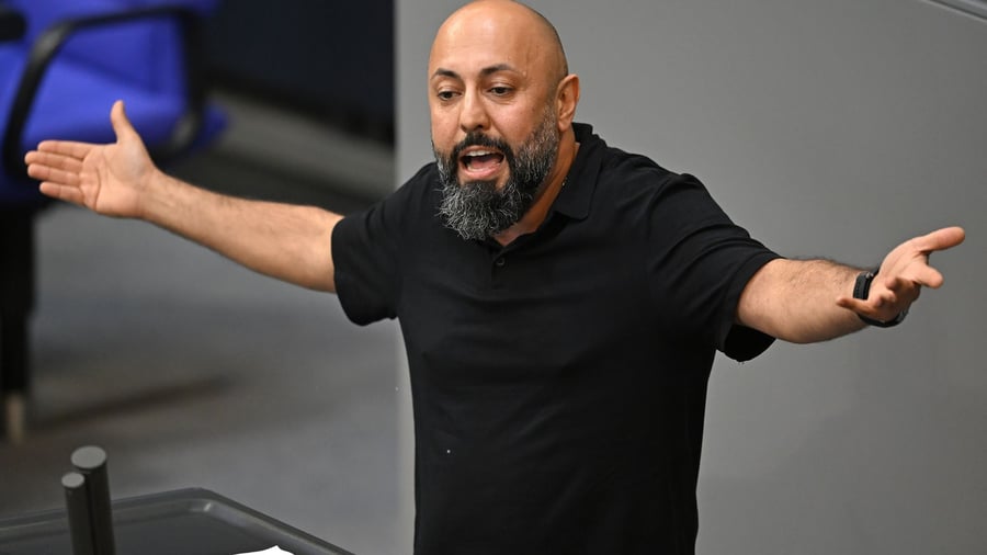 Bundespolitik: Linke-Politiker Koçak gibt Sitz im Innenausschuss auf