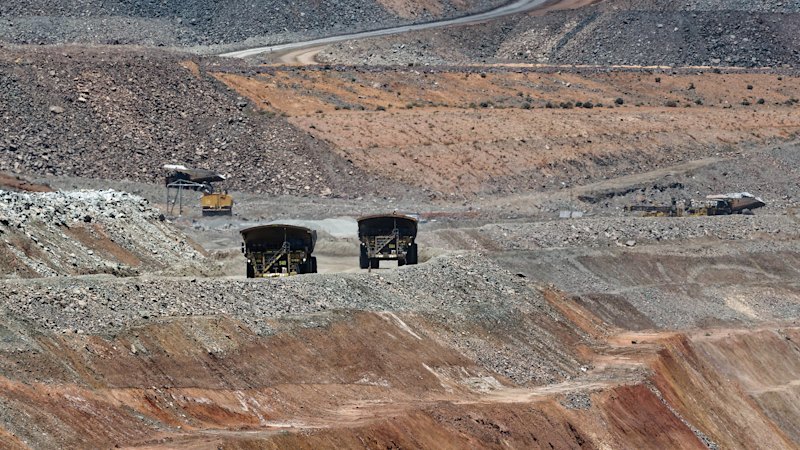 Giant gold miner eager to keep $38b Australian mega-deal alive