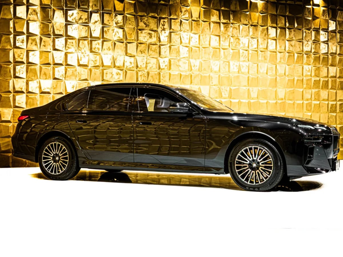 Govt defends purchase of 45 bulletproof vehicles for SCO summit