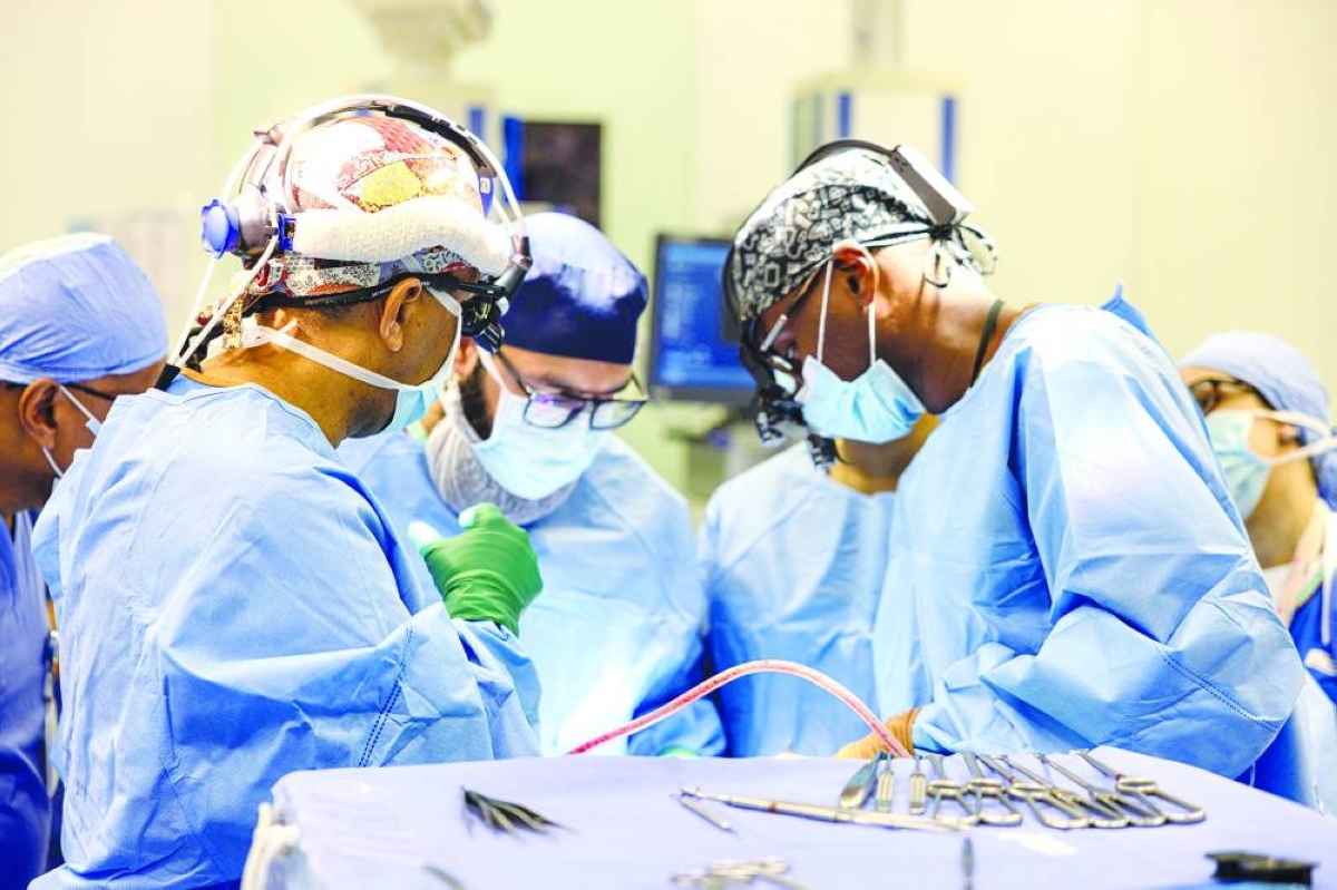 Woman gets titanium jaw in Qatar surgical first