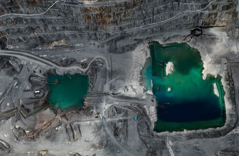 Panama panel recommends First Quantum mine restart to fund phased closure