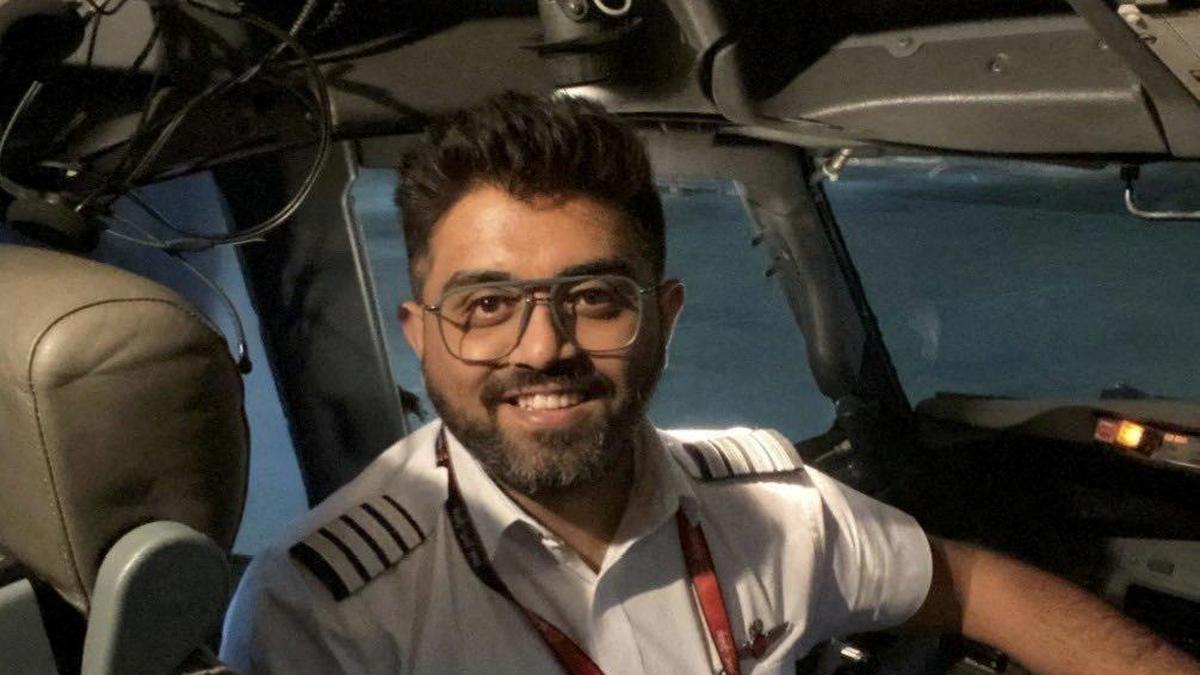 President Murmu, PM Modi praise Indian pilot Smit Machchhar for saving Israel-bound flight from crash