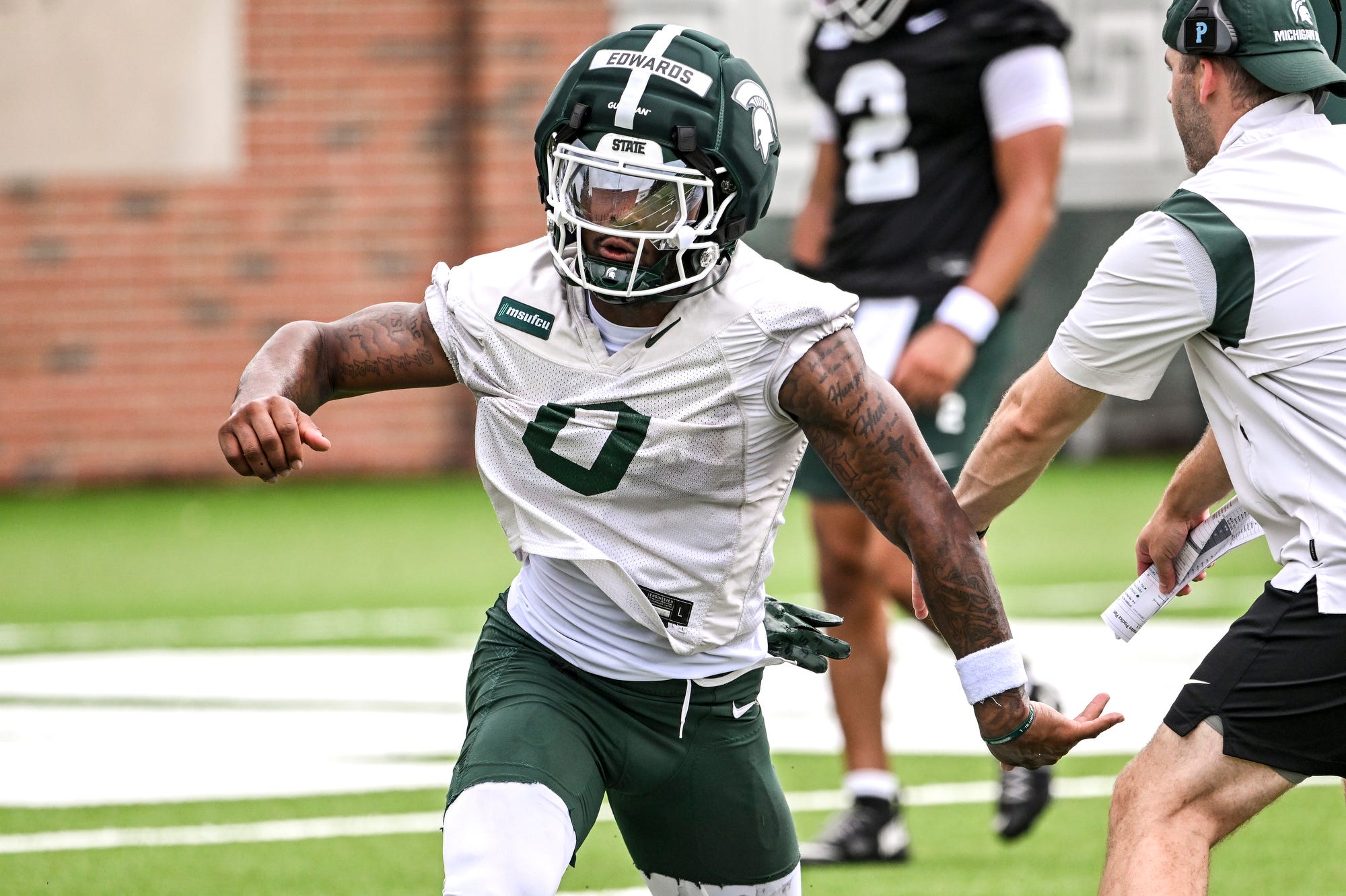 Michigan State on mission to revive moribund running game