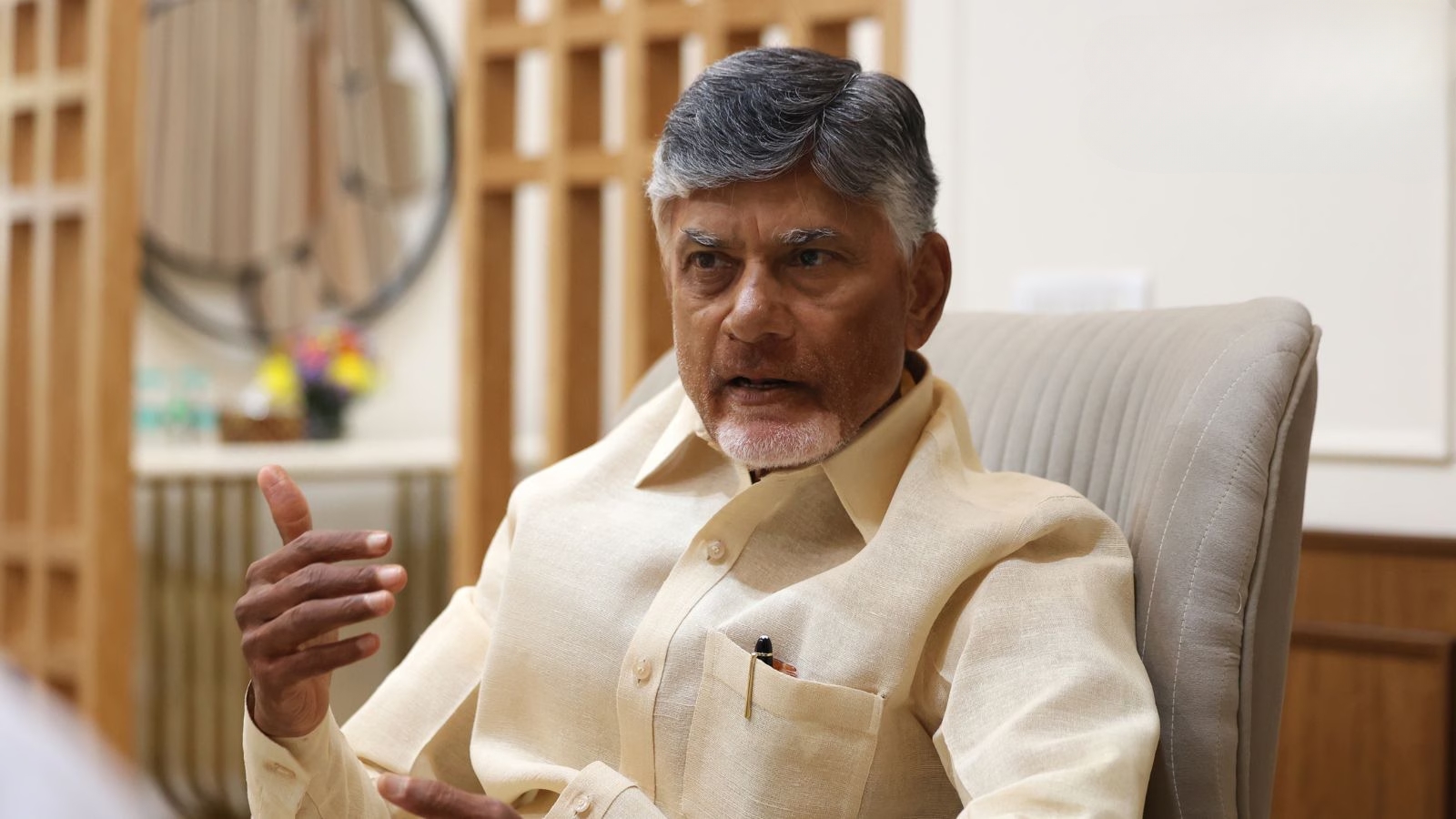 High Court strikes down Chandrababu Naidu’s 34% backward class quota for Andhra local polls