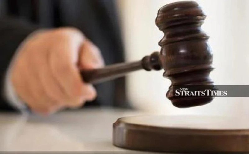 Gravedigger jailed a month for stealing RM16 from surau donation box