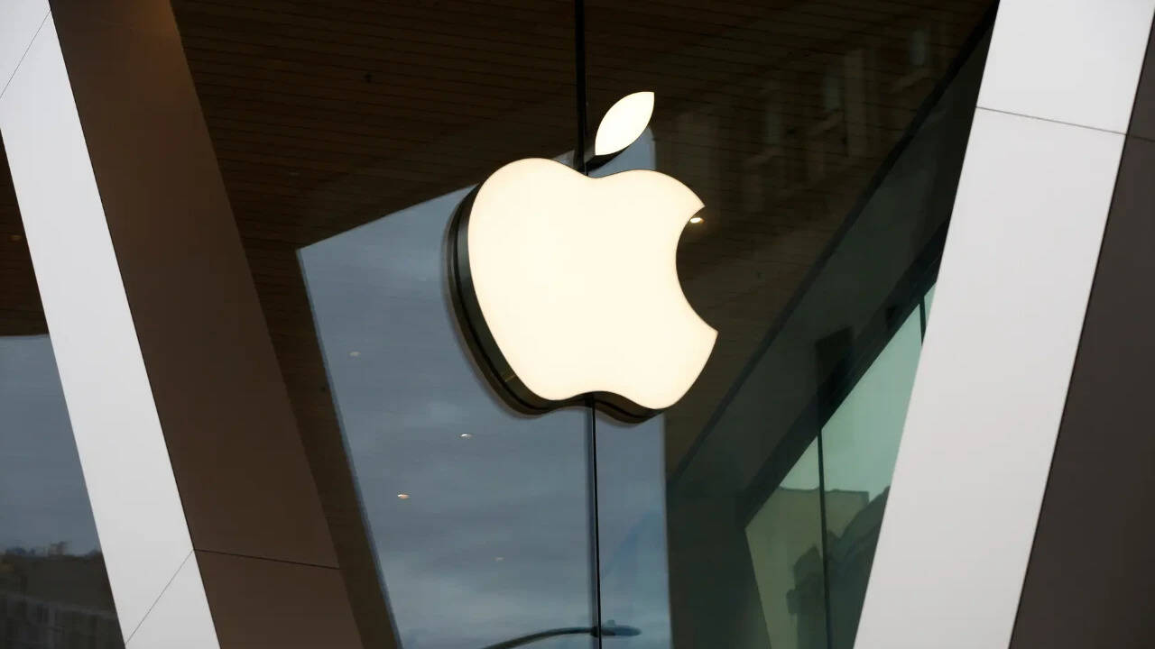 Why Apple thought AI could replace 5,000 AppleCare workers & what happened to the plan