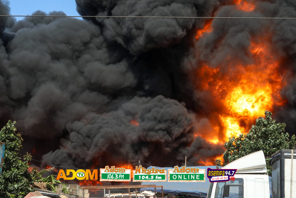 Scenes from Avenor fire outbreak [Photos]