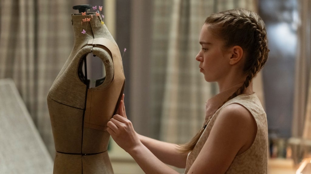 ‘Carrie’ Review: Mike Flanagan Brilliantly Turns Stephen King’s Nightmare Into a Horrific Teen TV Series