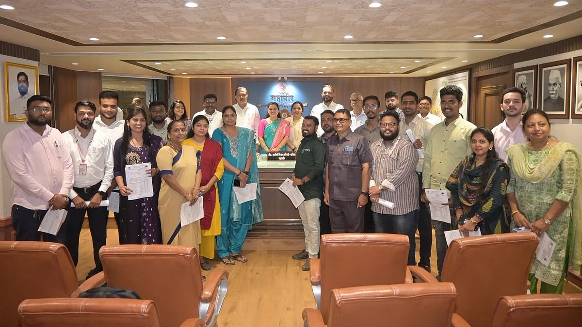 KDMC Promotes 23 Employees To Class-III Posts, 22 Class-IV Staff Become Clerk-Typists In Kalyan-Dombivli