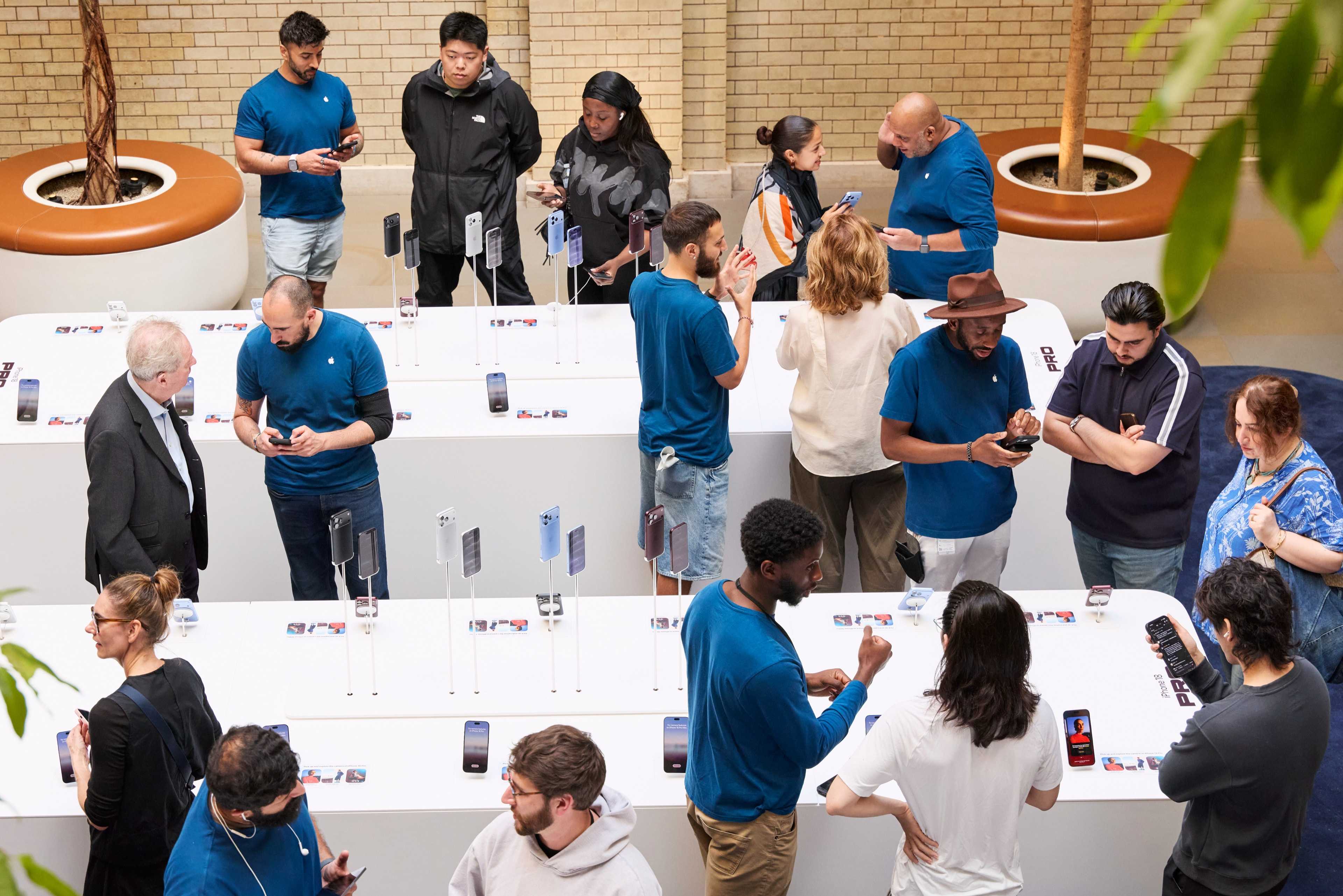 Will ‘move fast, ship quicker’ kill the Apple brand?