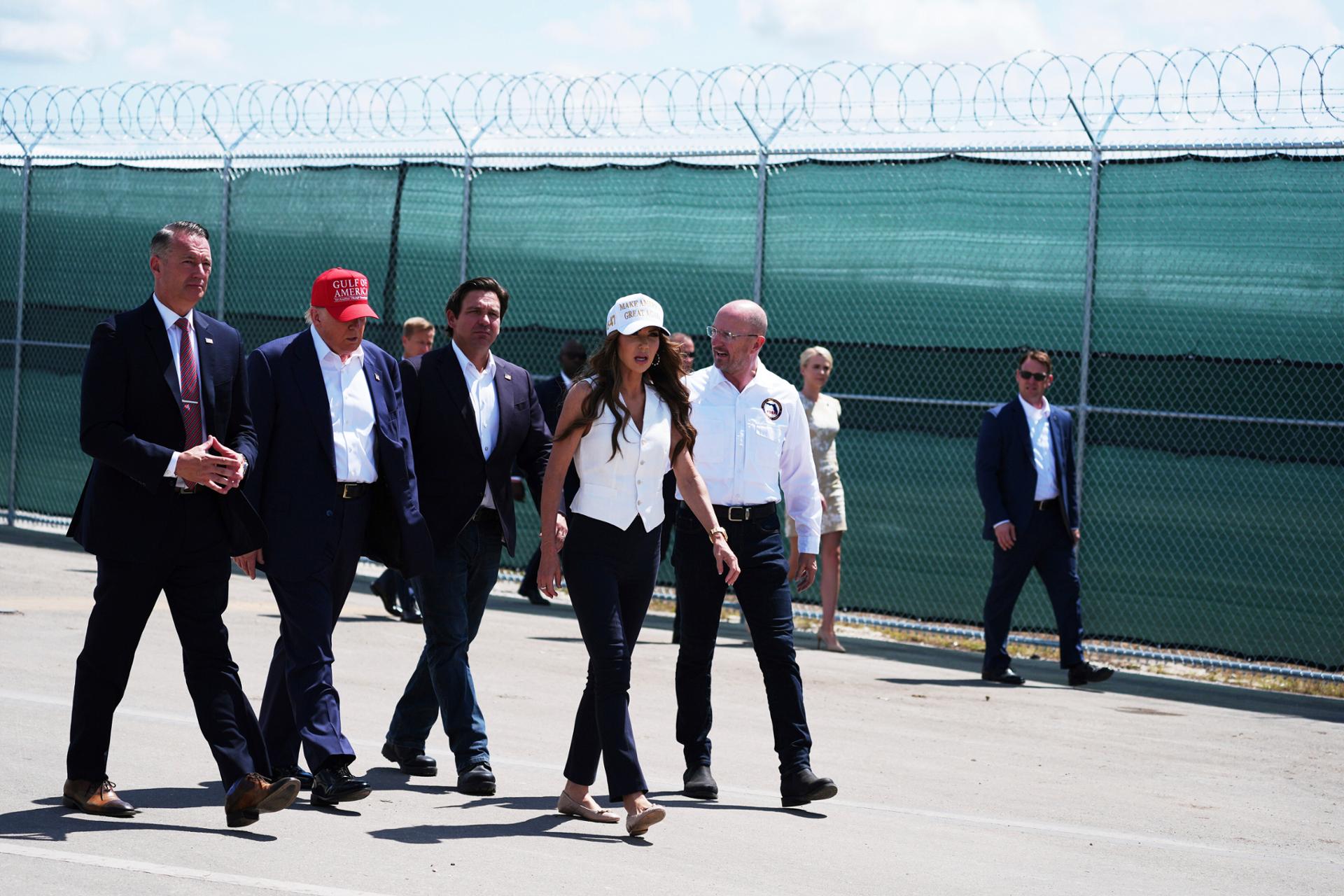 US Supreme Court to review indefinite immigrant detention