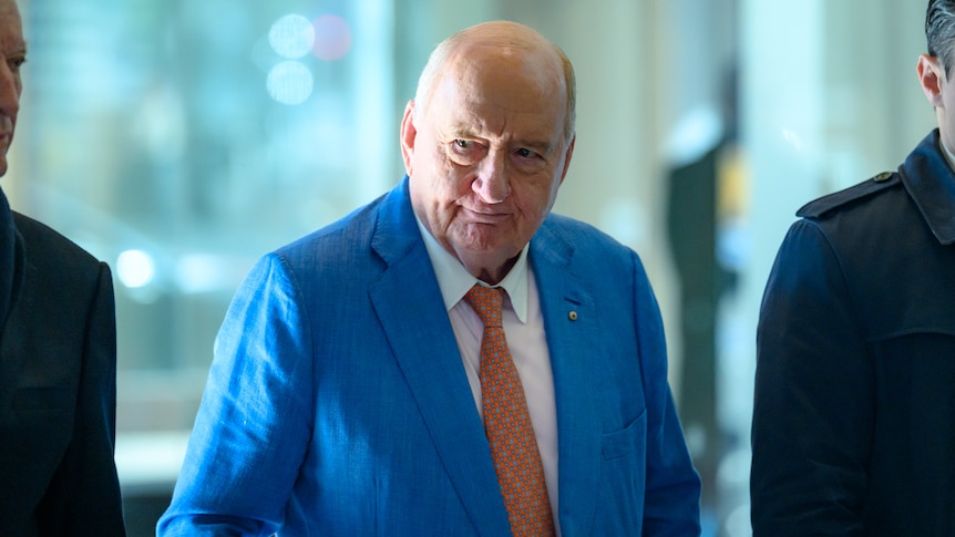 Alan Jones told 17yo 'there are no rules' at his home, court hears