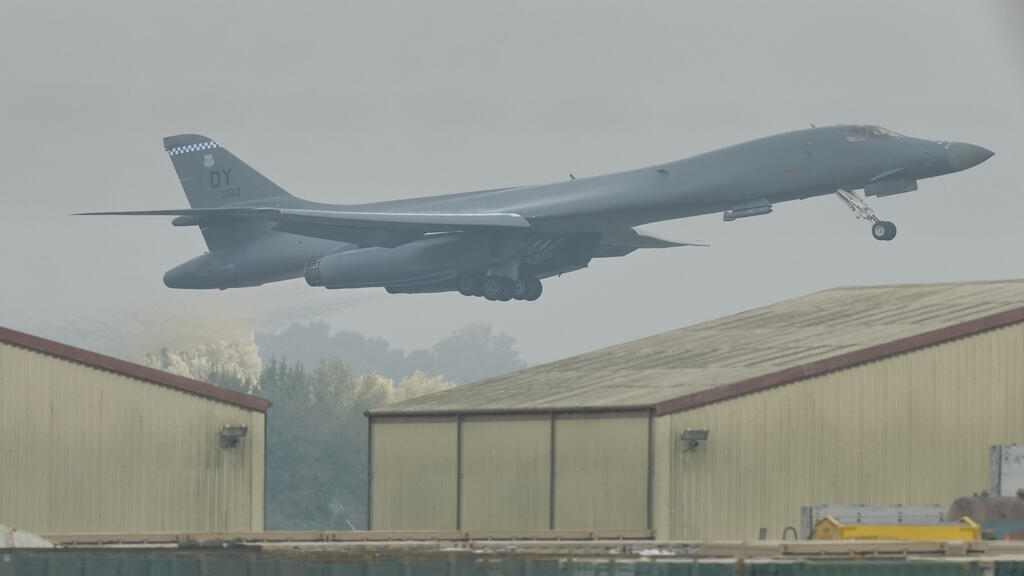 UK police arrest dual UK-Iranian national over Fairford air base incident