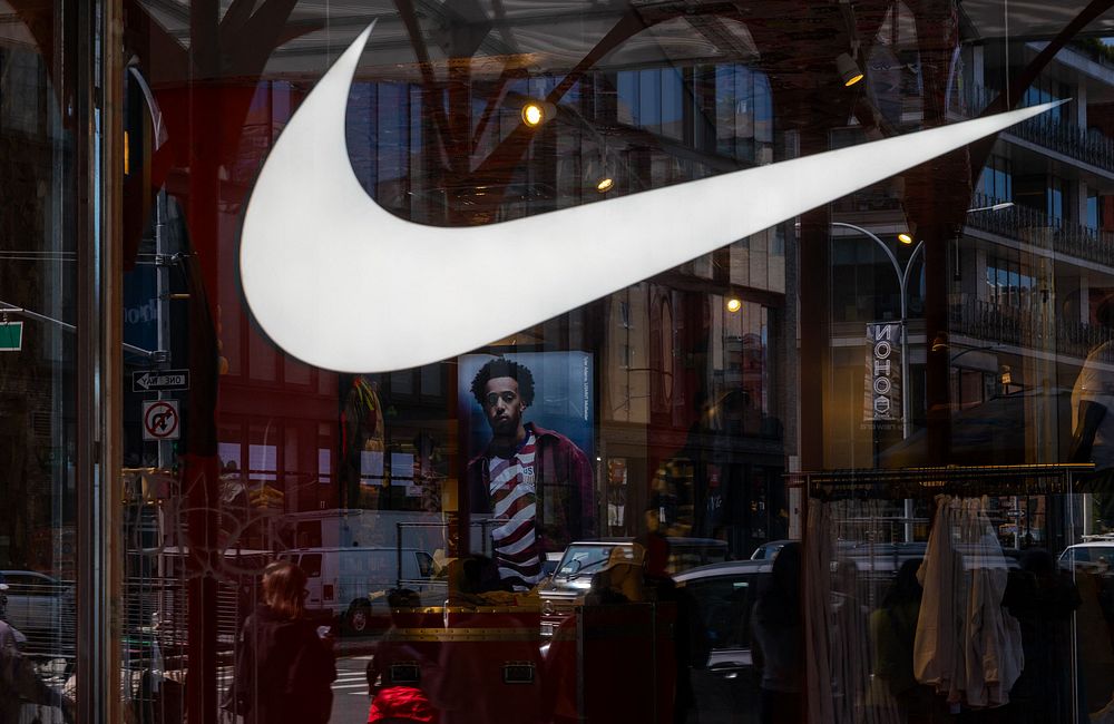 Nike-aksjen sendes nedover i etterhandelen