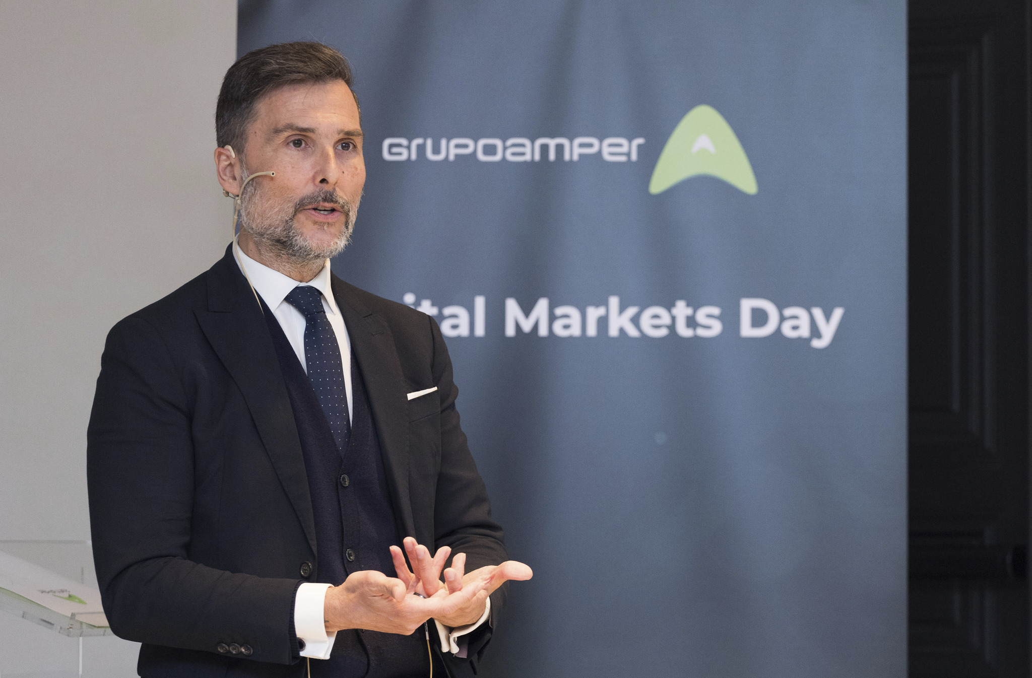 Amper opens the door to an additional partner to Cofides in Teltronic