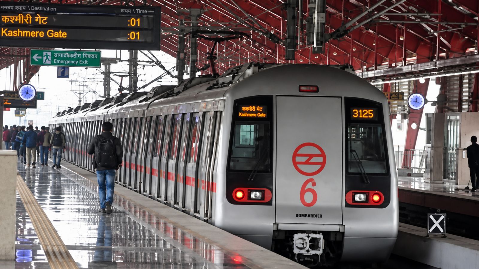 11 metro stations shut in Delhi ahead of protest against CEC Gyanesh Kumar