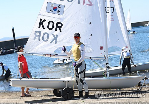 (LEAD) (Asiad) Ha Jee-min wins S. Korea's first gold in sailing at 2026 Asian Games
