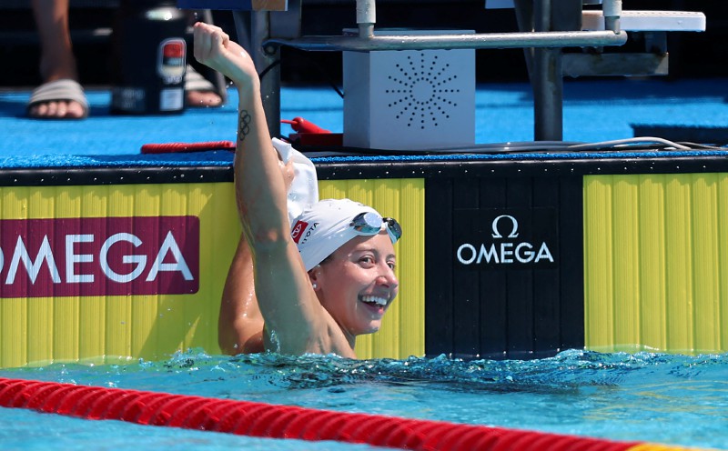 American Kate Douglass crushes 50m freestyle world record