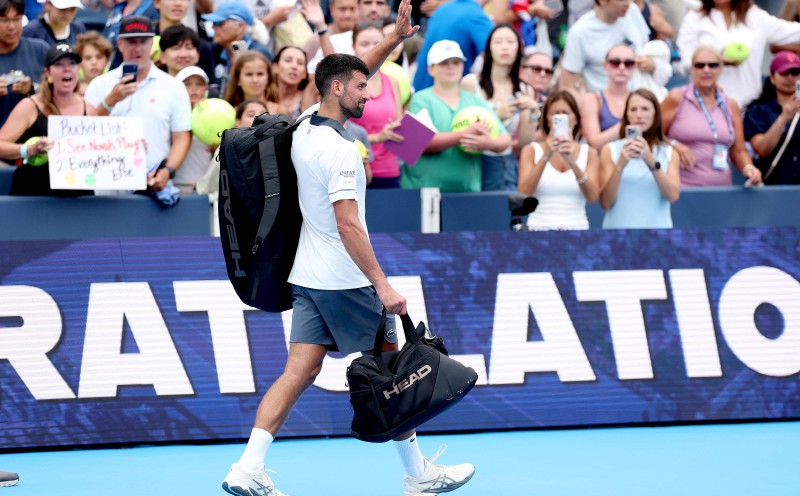 Djokovic feels the heat in Cincinnati opening defeat