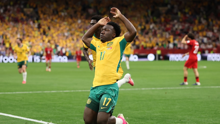 Socceroo seals mega-money move with Michael Jackson dance