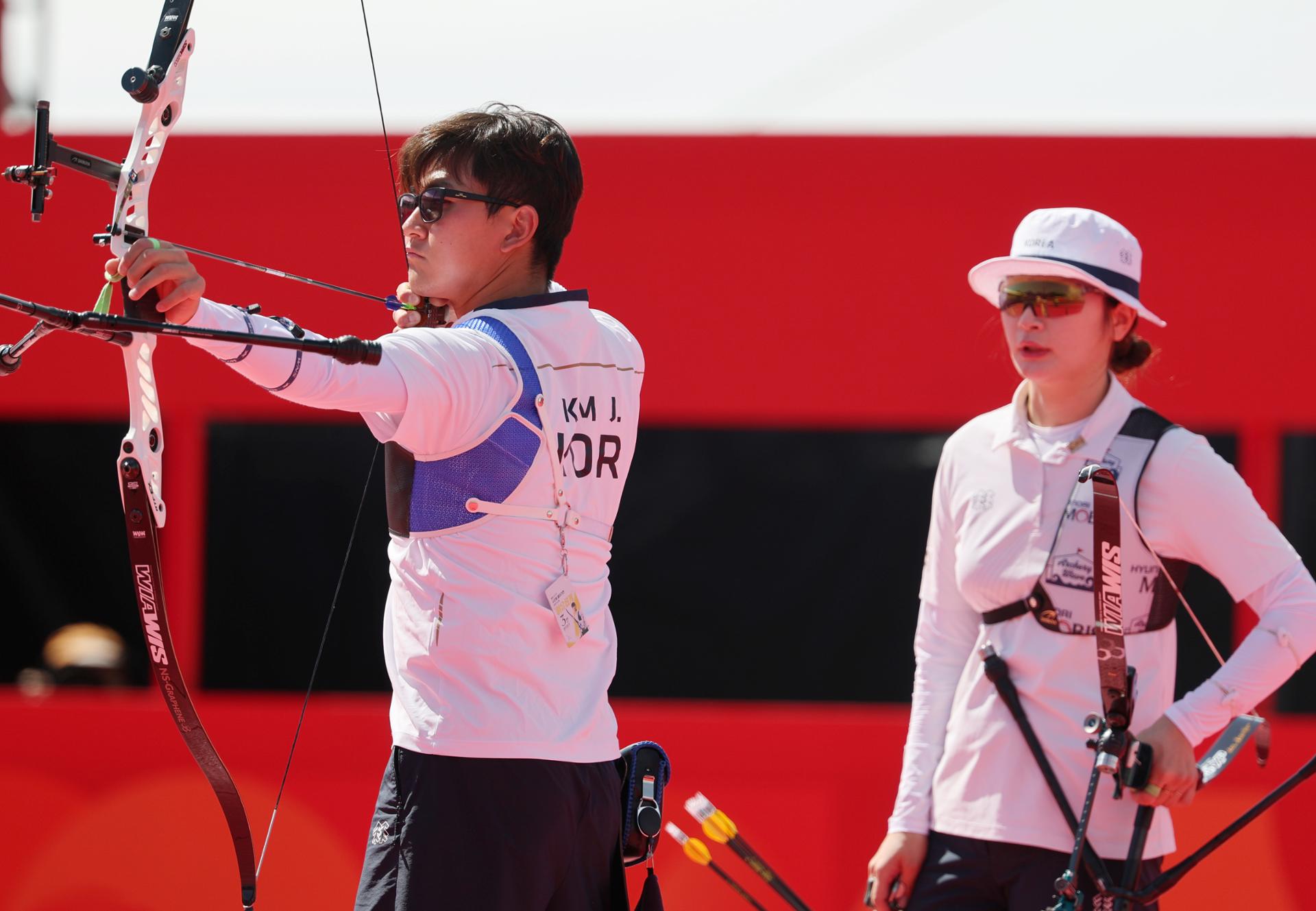 S. Korea takes bronze in mixed team recurve archery event