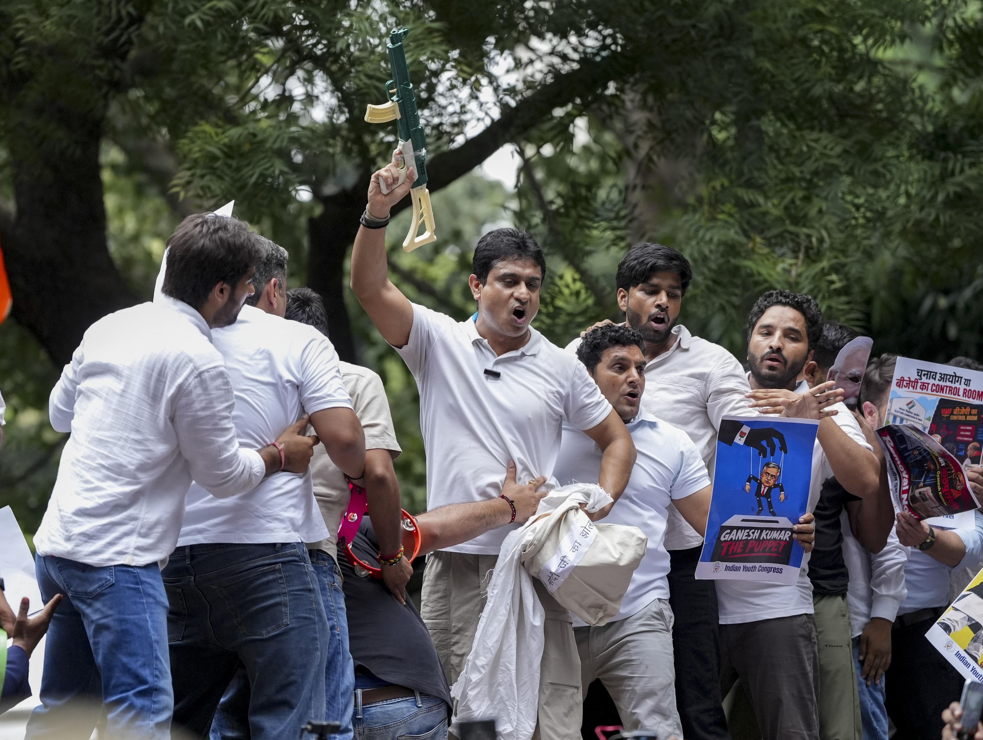 Protest demanding CEC Kumar's resignation at Jantar Mantar today: Details